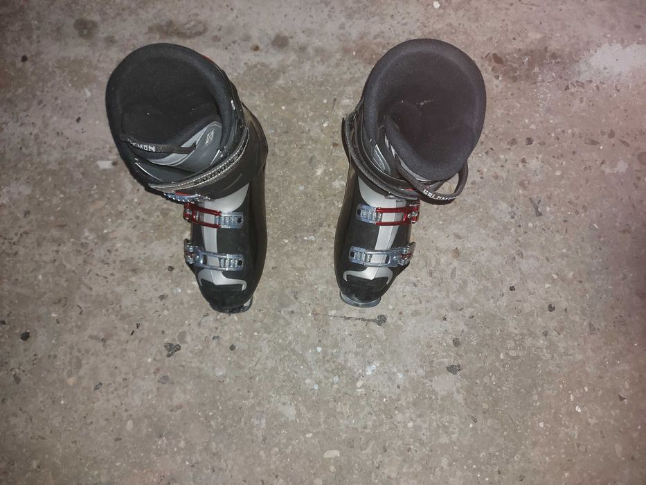 Ски и ски обувки