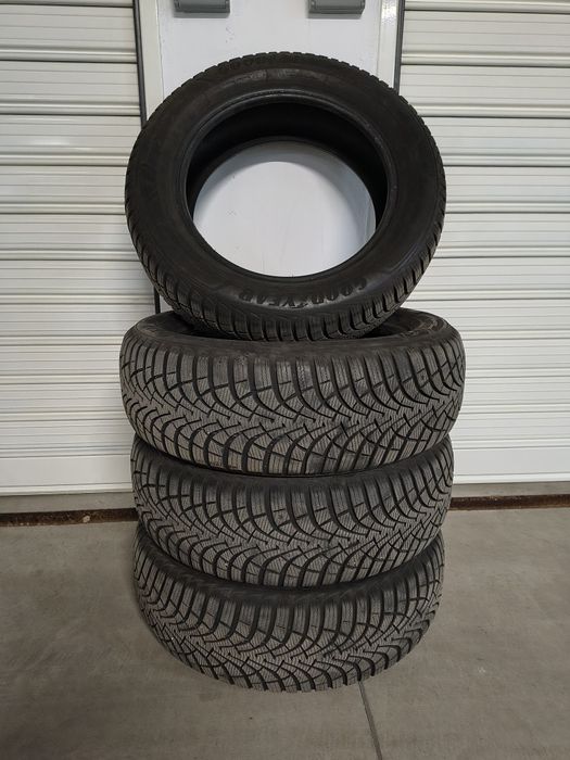 Зимни гуми GOODYEAR 205/65/16