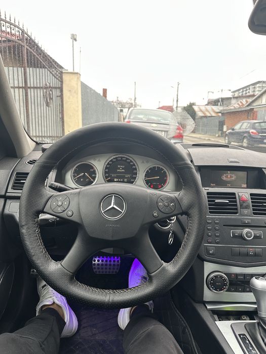 Mercedes C-class W204
