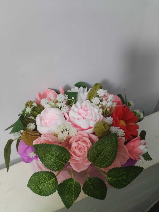 cadou buchet de flori din sapun
