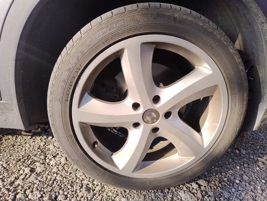 4 броя джанти за БМВ 19 цола с гуми 245/45/19 Goodyear