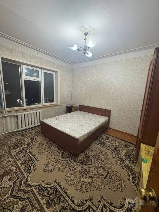 Мирзо улугбек тумани ферузада 3 хонали уй оилага кизларга