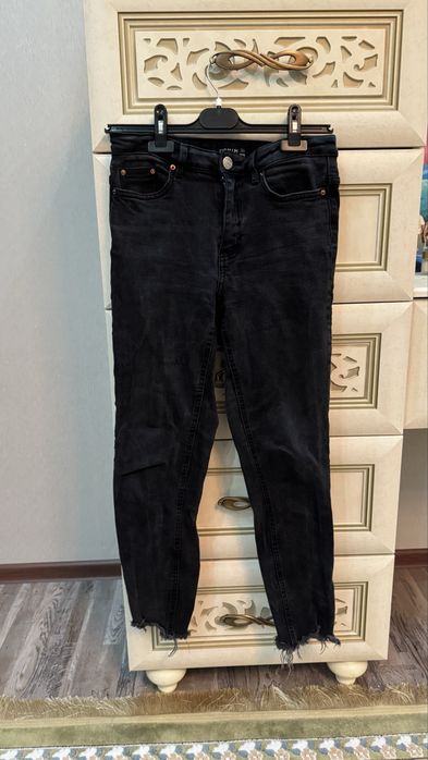 женские джинсы продам