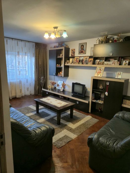 Apartament de vânzare