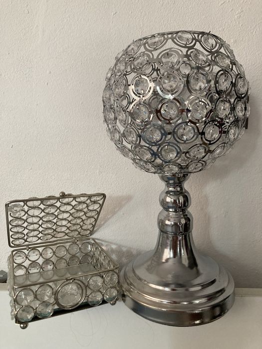 Свещник и кутийка за бижута