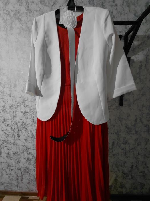 Продам платья  красивый