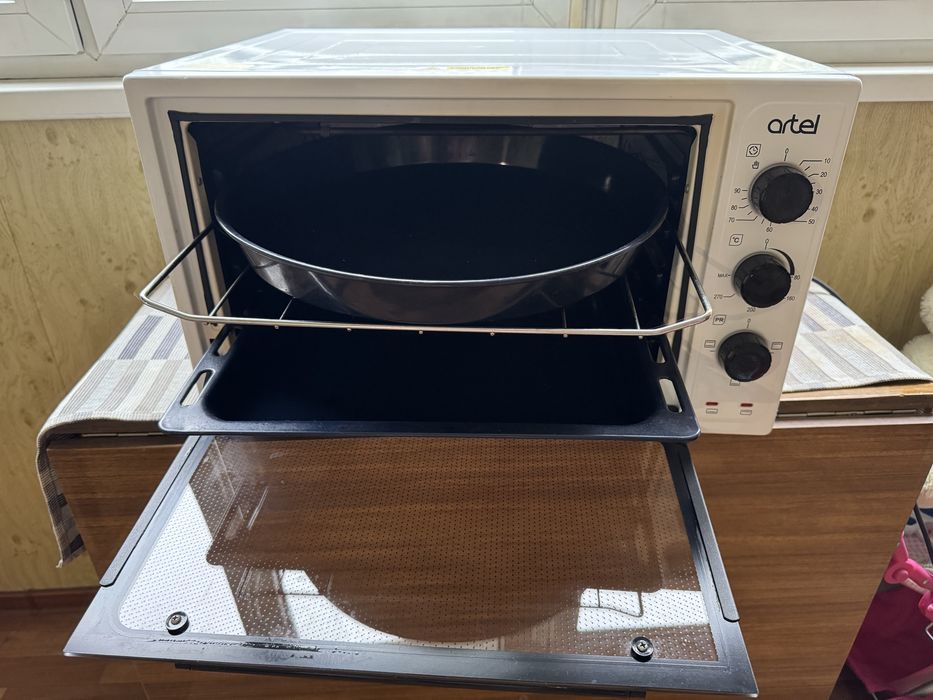 Продам электропечь Artel MD-3618E