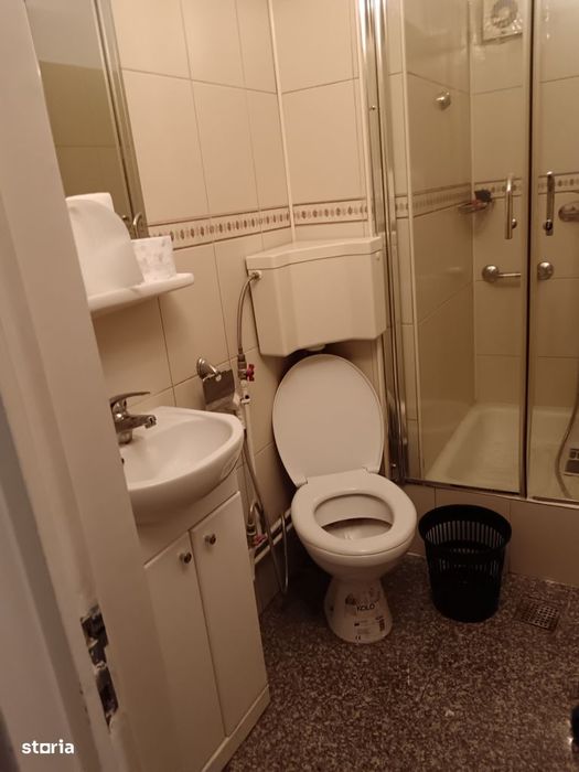 La UNIVERSITATE, apartament elegant, somptuos salon de 45mp.