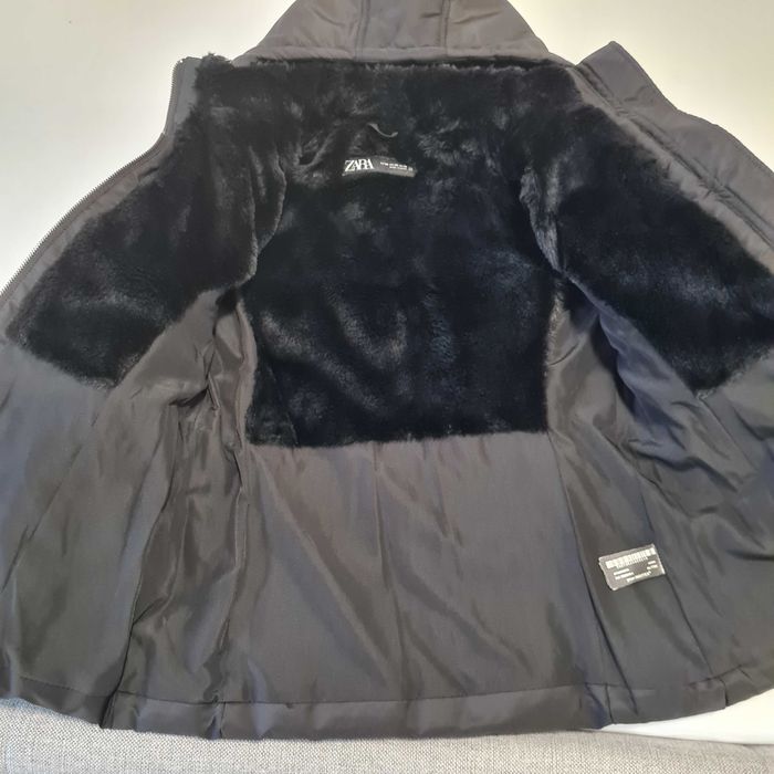 Зимно яке Зара в черно