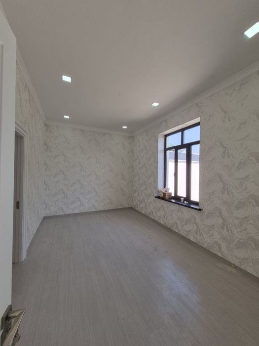 Чортак 2 сотки 4 комнат 80000&