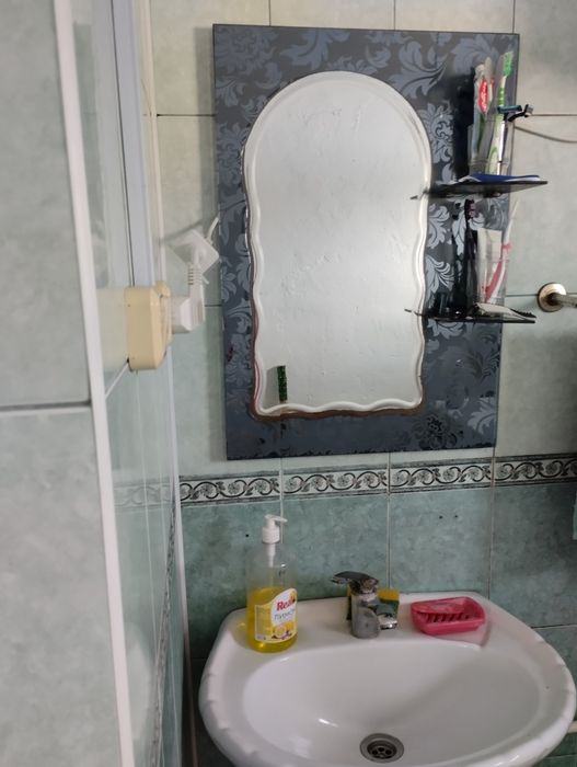 Срочно.продается частный дом, в центре Красного Яра.ыбырая дом 17.