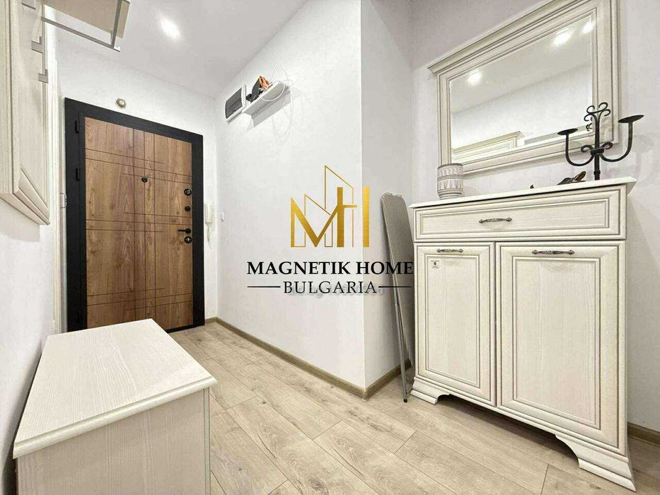 Дава се под наем Тристаен апартамент в Бургас, Лазур - 72 кв.м за 663 € - Снимка #1