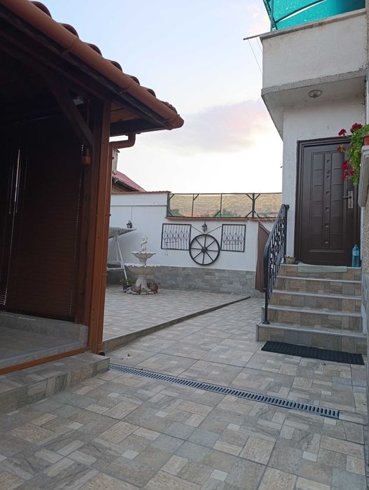 Продава се Къща в Велинград - 210 кв.м за 1810 €/кв.м - Снимка #1