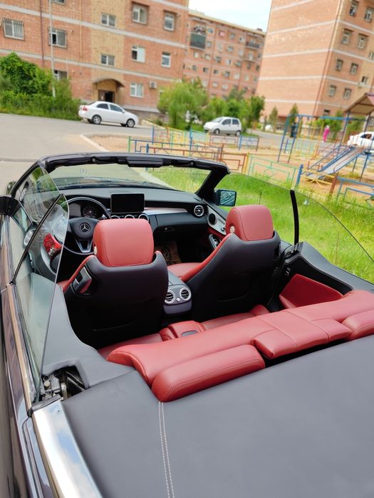 Mercedes- benz w-124 kabriolet Klip va roliklar uchun xizmatda