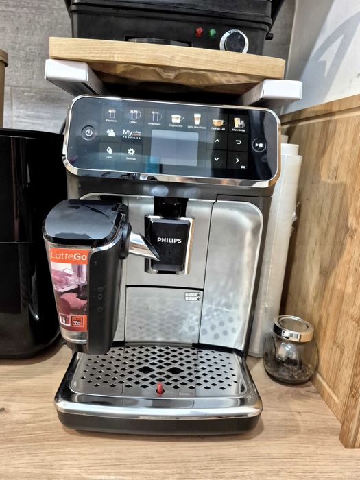 Espressor Phillips 5400