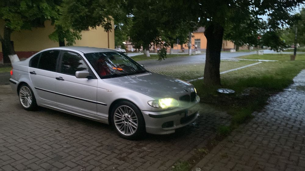BMW 3 Series 0 — imagine 3