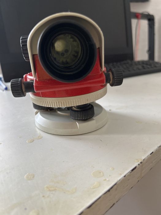 Стройтелный инструмент