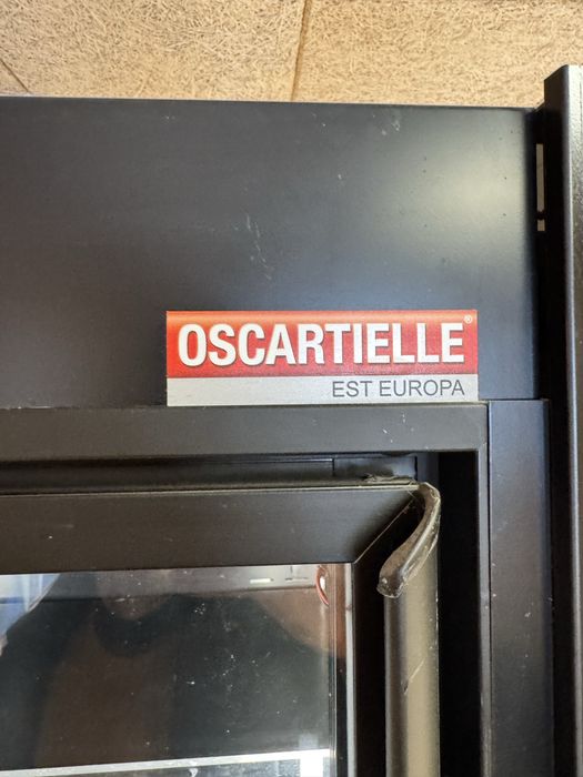Vitrine Oscartielle