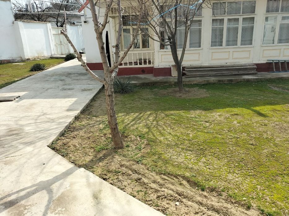 Xuvaydoda  uy sotiladi