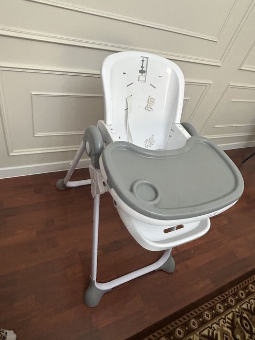 Коляска ,манеж стульчик для кормления