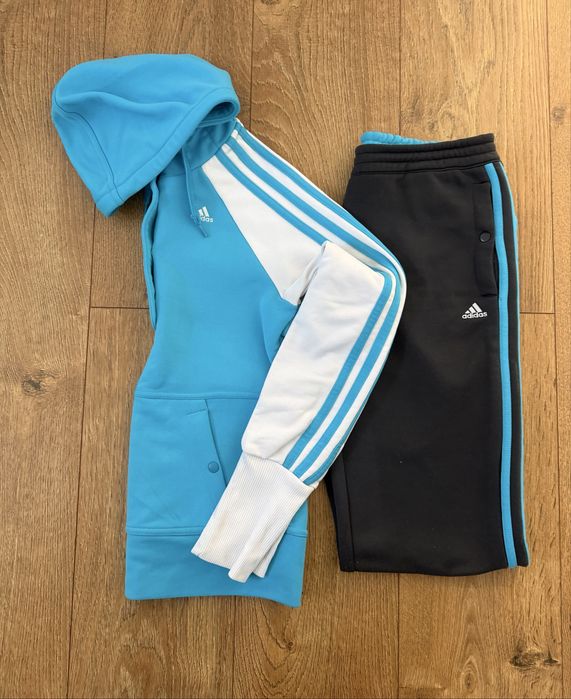 Екип на Адедас Adidas