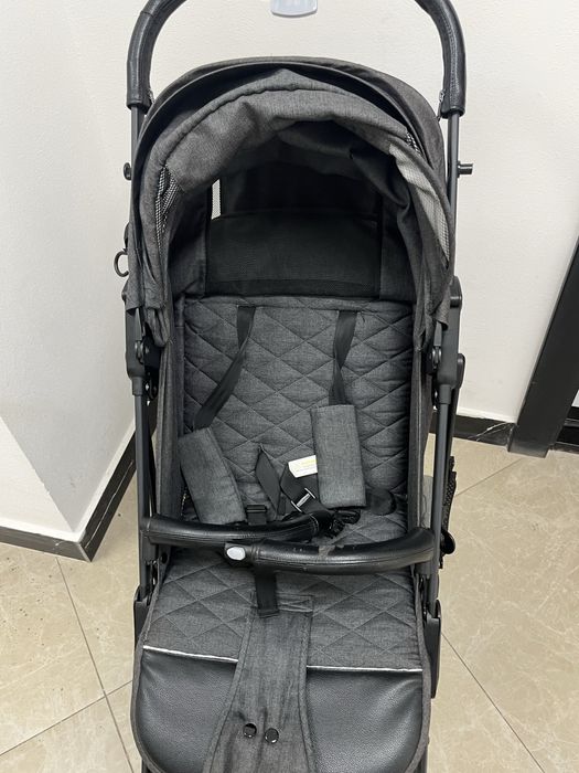 Коляска в хорошем состояние.