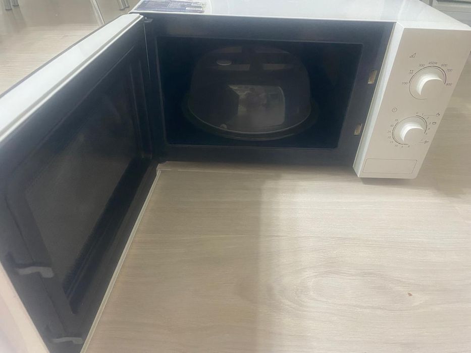 Продается микроволновая печь