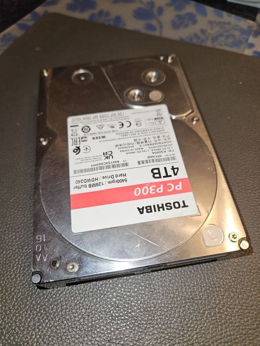 Vând Hdd thosiba 4 tera
