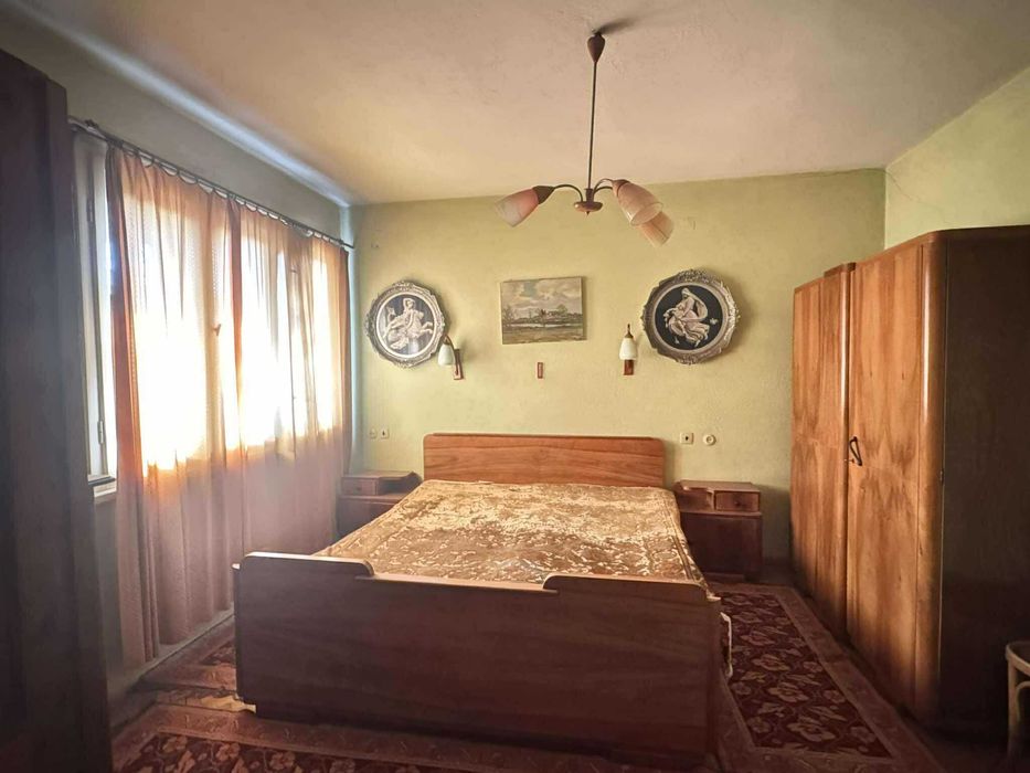 Продава се Етаж от къща в Попово - 135 кв.м за 397 €/кв.м - Снимка #6