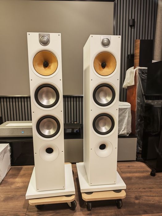 Boxe podea Bowers & Wilkins 683 S2 albe 200w RMS