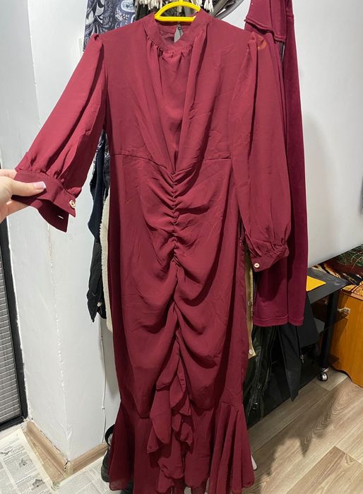 Продам новое платье