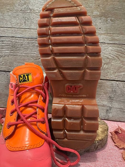 Оригинални  Дамски боти CATerpillar
