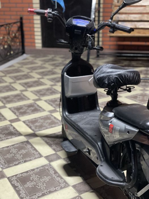 Продам sk8 скутер