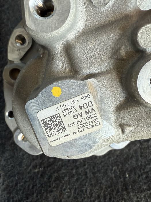 Горивна помпа високо налягане VW Audi Skoda Seat TDI 04b130755F гнп