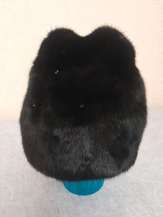 Продам норковую шапку