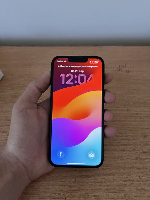 iPhone 13 128GB в отличном состоянии