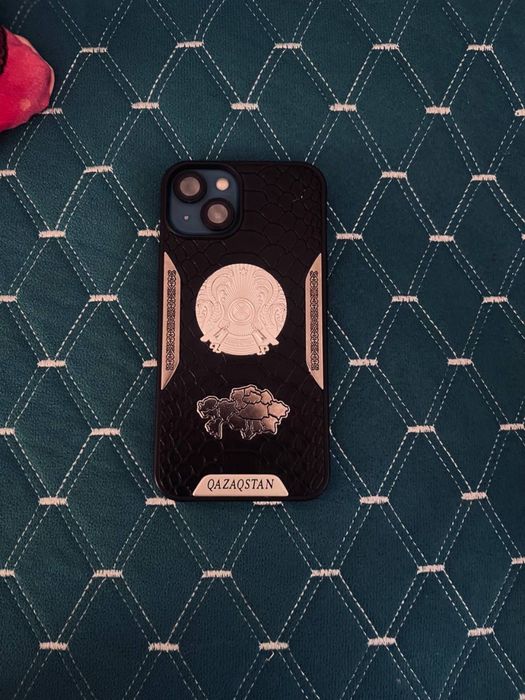 Аифон 13 сини свет