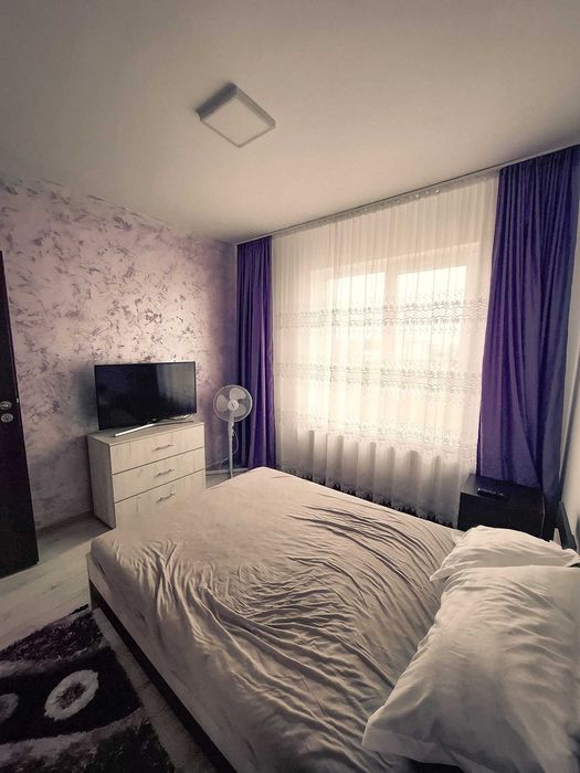 Studio cu doua camere (open space)