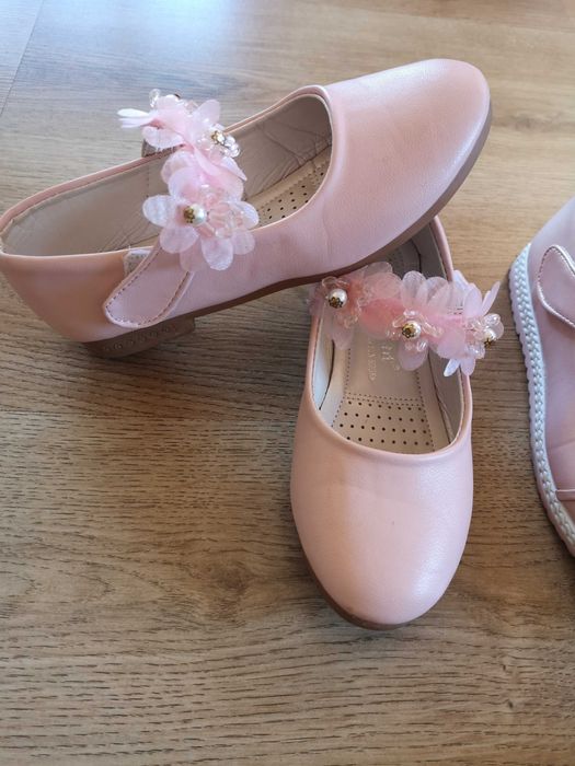 обувки и сандали- 31,32,33,34 номер