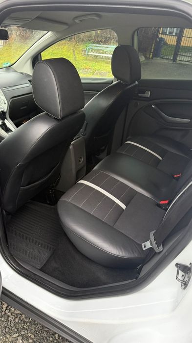 Vand Ford Kuga 4x4  l
2.0 Diesel 
An 2011