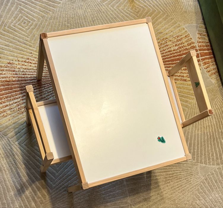 Masa pentru copii +2 scaune Ikea