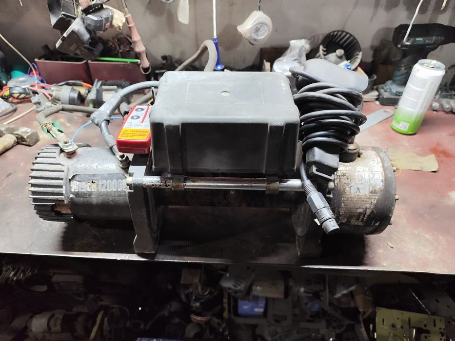 Лебедка эвакуатор 12000lb 12вольт