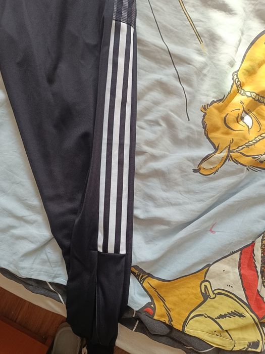 Чисто ново оригинално долнище адидас