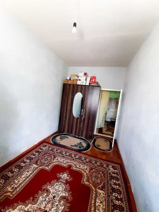 2 xonali uy sotiladi. Holati ideal. Manzil 2-20A. Shahar markazi.