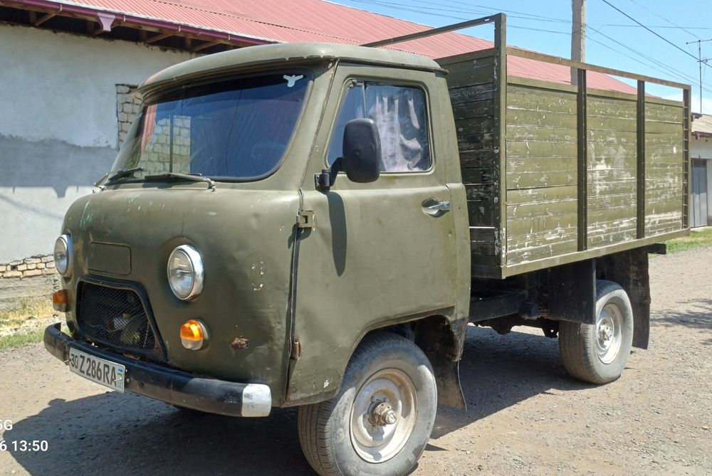 Uaz  sotiladi samarqand jomboy
