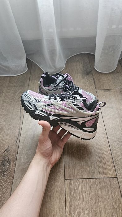 Off-White Be Right Back 38 Roz