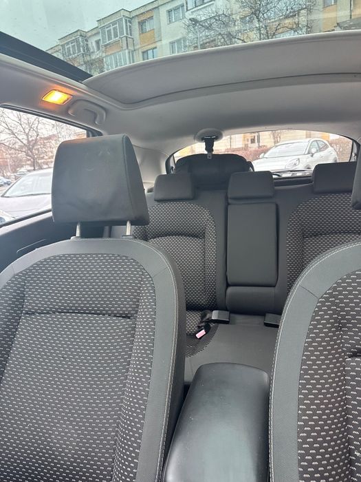 Nissan qashqai 1. 6 benzină