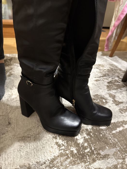 Дамски високи ботуши на ток