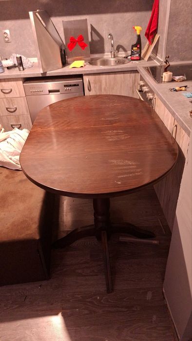 Дървена маса+3 стола