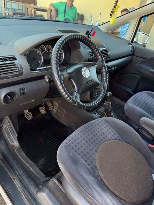 volkswagen sharan 1.9 tdi 131hp